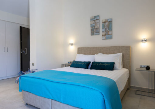 Topaz Studio | Meraviglia Residence