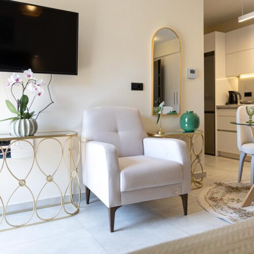 Sapphire Studio | Meraviglia Residence