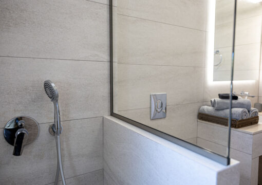 Amethyst Apartment | Meraviglia Residence