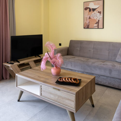 Ruby Apartment | Meraviglia Residence