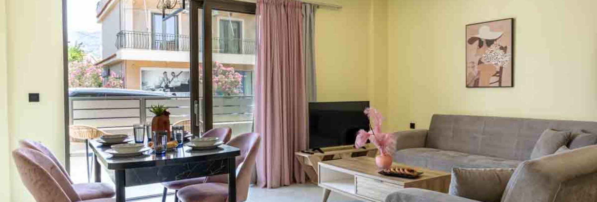 Ruby Apartment | Meraviglia Residence