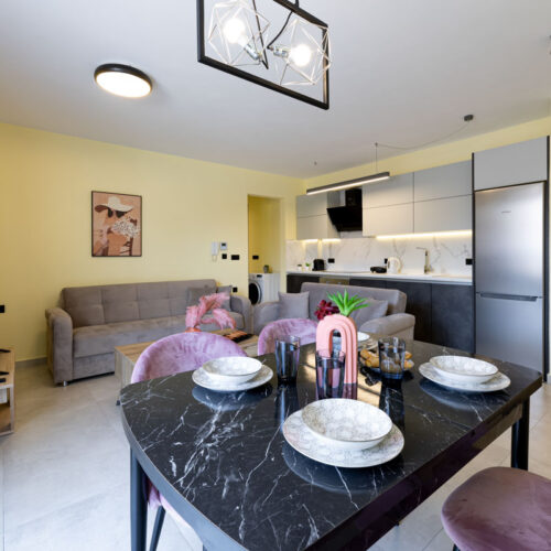 Ruby Apartment | Meraviglia Residence