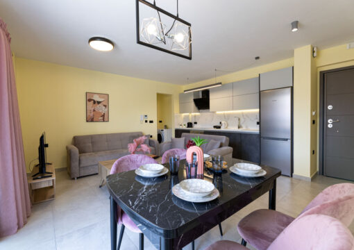 Ruby Apartment | Meraviglia Residence